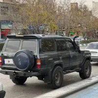 تویوتا لندکروزاف جی۶۰