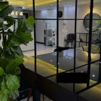 منشی سالن زیبایی