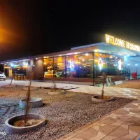 به یک نفر کافی من و یک کارگر ساده نیازمندیم|استخدام خدمات فروشگاه و رستوران|شهرضا, |دیوار