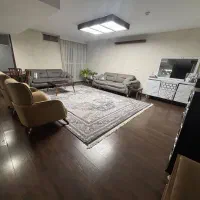 واحد ۱۰۲ متری در مجتمع گلسار دولتخواه