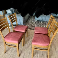 ۴ عدد صندلی چوبی|میز و صندلی غذاخوری|شیراز, ستارخان|دیوار