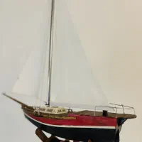 ماکت کشتی بادبانی تفریحی