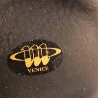 گلدان قدیمی|گل مصنوعی|همدان, |دیوار