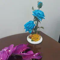 گل ارکیده و رز مصنوعی