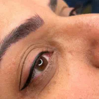 آرایش دائم صورت و اصلاح ابرو و صورت