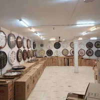 سه طبقه مدل دیواری ساعت رو میزی پل چمران ایستاده