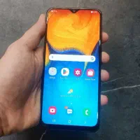 گوشی Galaxy A20 سالم