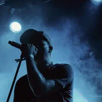 آموزش گیتار همراه با آواز از مبتدی تا پیشرفته|خدمات آموزشی|اصفهان, بهارستان|دیوار