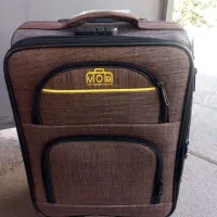 چمدان مسافرتی
