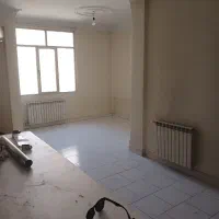 نزدیک مترو صیاد ۵۰ متر فول ۲۵ ساله بدون مالک