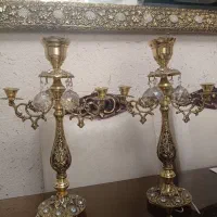 آینه و شمعدان برنزی
