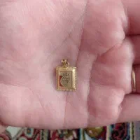 النگو بچه گانه، پلاک، گوشواره