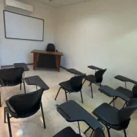 اجاره کلاس آموزشی و سمیناری|اجارهٔ کوتاهمدت دفتر کار و فضای آموزشی|کرج, عظیمیه|دیوار