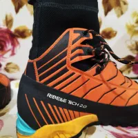 کفش کوهنوردی اسکارپا