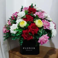 باکس گل رز مصنوعی