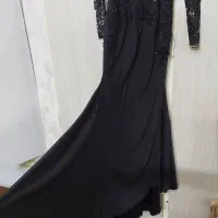 لباس مجلسی|لباس|قم, وادی السلام|دیوار