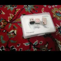 سه عدد فلش ۸.۱۶.۳۲