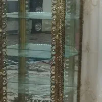 با سلام یک بوفه و ساعت خیلی شیک تمیزی هست|بوفه، ویترین، کنسول|قره قوین, |دیوار