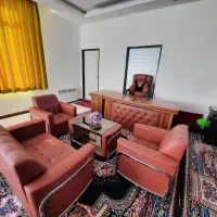 میز و صندلی اداری (ست اداری)