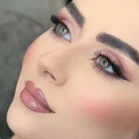 تخفیف ویژه میکاپ شنیون فقط برایه مهرماه(سالن منزل)|خدمات زیبایی و سلامت|قم, شهرک قدس|دیوار