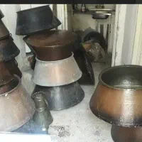 ظروف مس کهنه|کلکسیون اشیاء عتیقه|کرمان, |دیوار