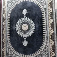 تعدادی فرش تمام نخ