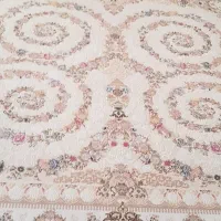دوتخته فرش ۹متری ۱۵۰۰شانه گل پیچ ۷ماه کارکرده