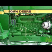 تراکتور جاندیر 3140