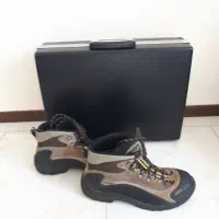 کیف سامسولت وکفش کونوردی  در حد نو