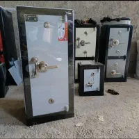 گاوصندوق طوسی یک درب ایستاده