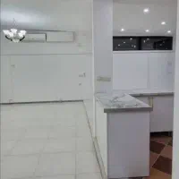 180متری همکف/جمهوری/بازسازی شده شیک وتمیز