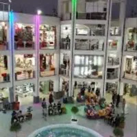 فروش مغازه ۱۴متری همکف پاساژ ولی‌عصر|فروش مغازه و غرفه|فولادشهر, B5|دیوار