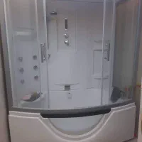 دان و جکوزی با اتاقک شیشه ای