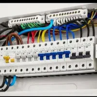 برقکار رفع اتصال برق کار صنعتی سیمکش سیم کشی لوستر|خدمات پیشه و مهارت|تبریز, |دیوار