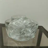 انار خوری و آجیل خوری فرانسه