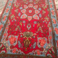 فرش دستباف گل سرخ بیجار