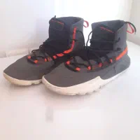 کتونی اورجینال آندرامور آمریکایی اصل بشرط بارکد