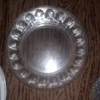 ظروف بلور و چینی و قاشق