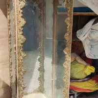 زیر تلوزیون و بوفه برنز درحده نو