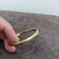 طلا ی ۱۸عیار|جواهرات|جم, |دیوار