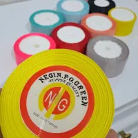 روبان گروگرن|زیورآلات و اکسسوری|میلاجرد, |دیوار