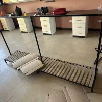 رگال لباسی همراه چوب لباسی|فروشگاه و مغازه|اصفهان, نقش جهان|دیوار