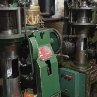 جوراب بافی|چرخ خیاطی و ریسندگی|سردرود, |دیوار