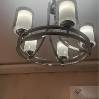 یک جفت لوستر ۵شاخه و یک لوستر اشپرخونه