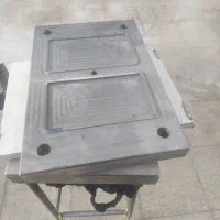 استخدام مونتاژ کار قالب های تزریق و برش