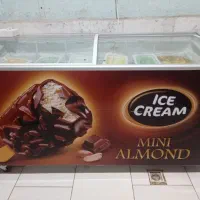 یخچال بستنی
