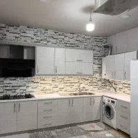 اجرای برچسب و تغییر طرح کابینت ها