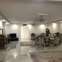 آپارتمان ۲۰۰ متری