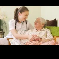 استخدام پرستار سالمند