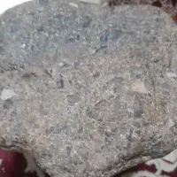 یک شهاب سنگ سالم بدونه شناسنامه بفروش میرسد